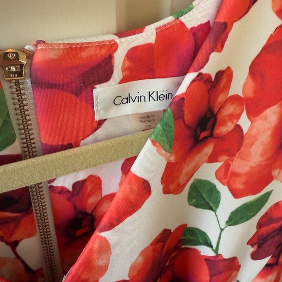 Calvin Klein Flowered Dress - Picture 3 of 4
